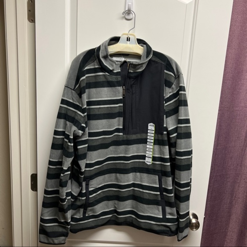 NWOT Duluth Trading Company Shirt